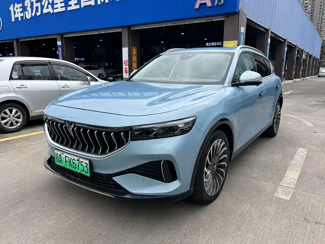 VOYAH LAN TU FREE 2022