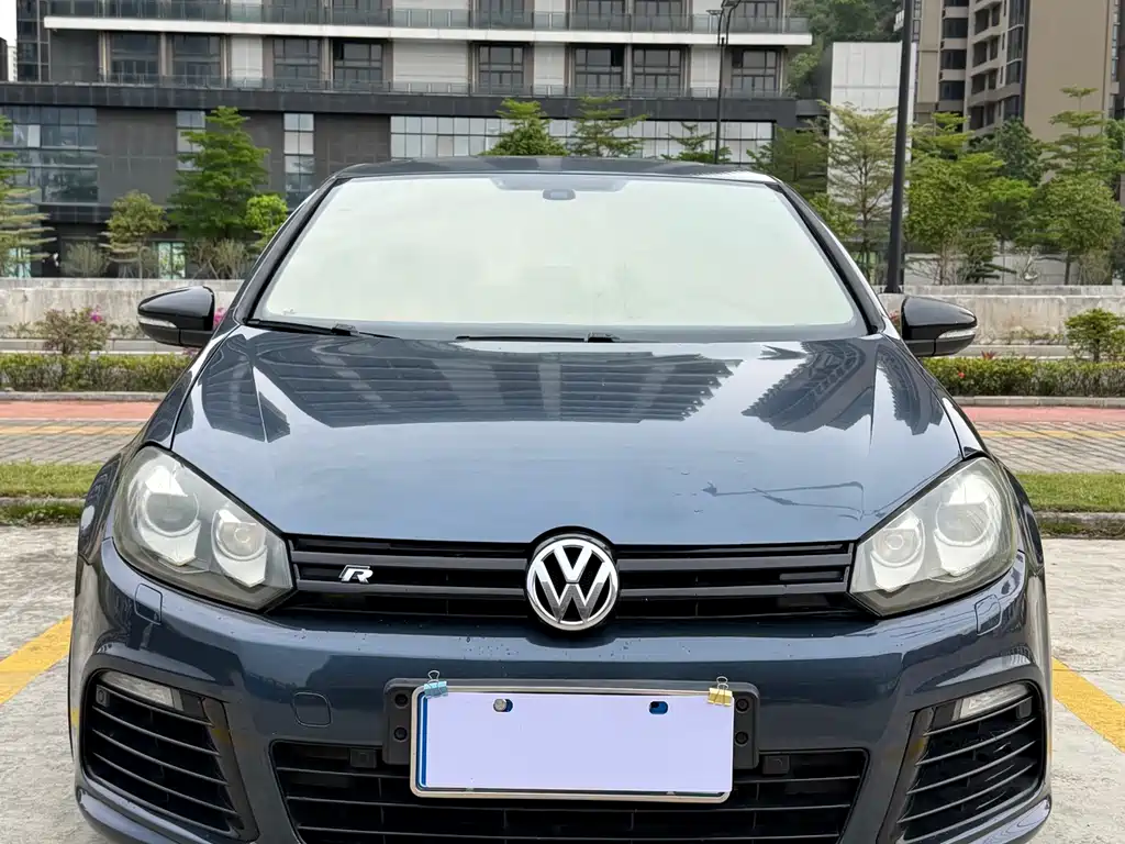 Volkswagen Golf 2011 2.0TSI R