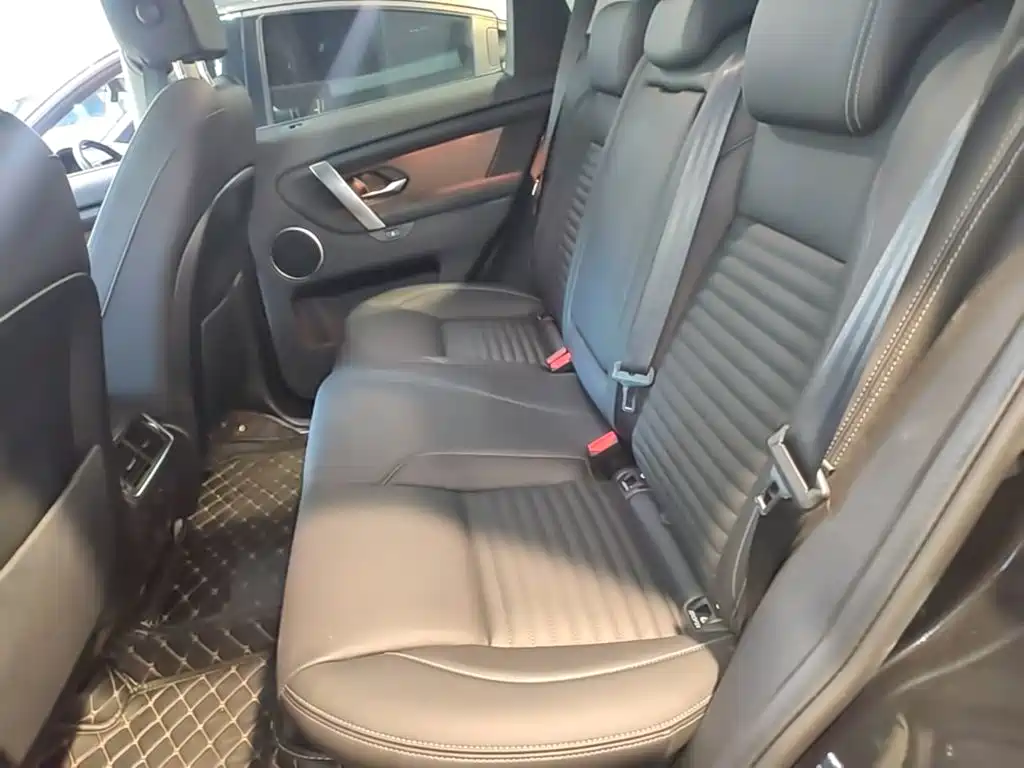 Land Rover Discovery Sport — миниатюра 17