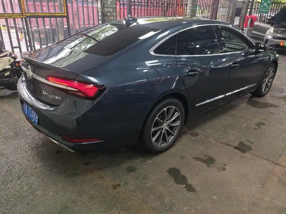 Buick LaCrosse — миниатюра 2