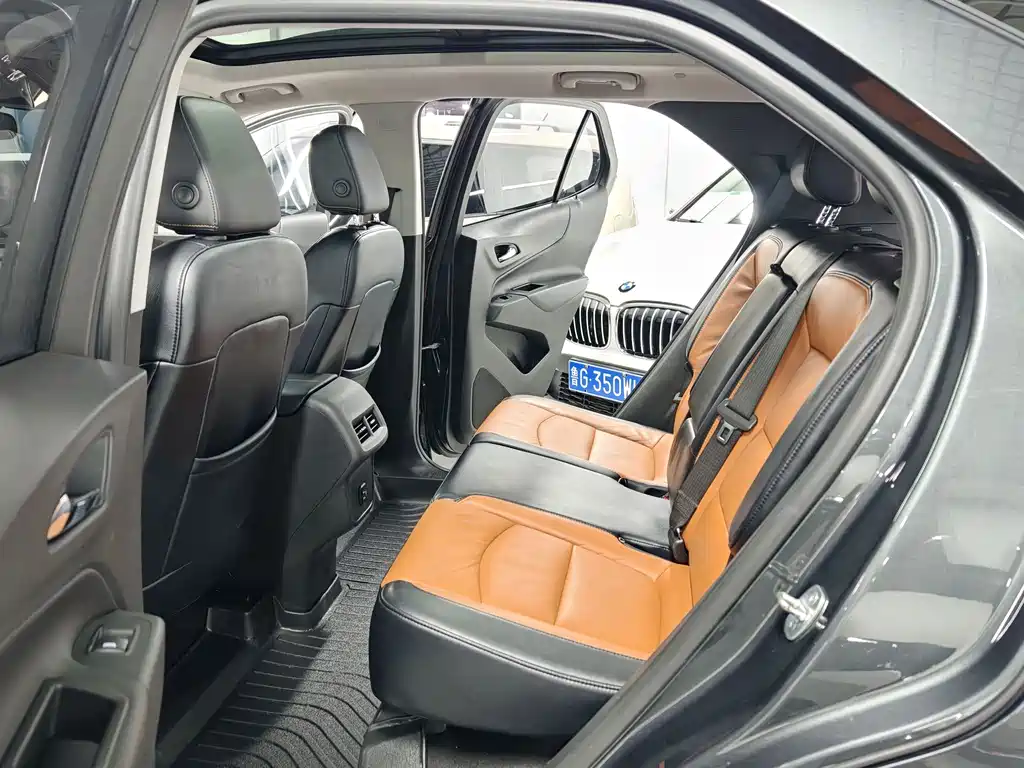 Chevrolet Equinox — миниатюра 6