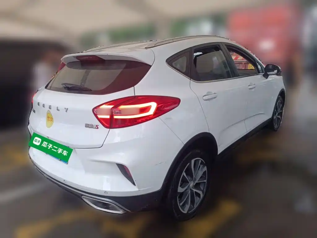 Geely Emgrand GS — миниатюра 4