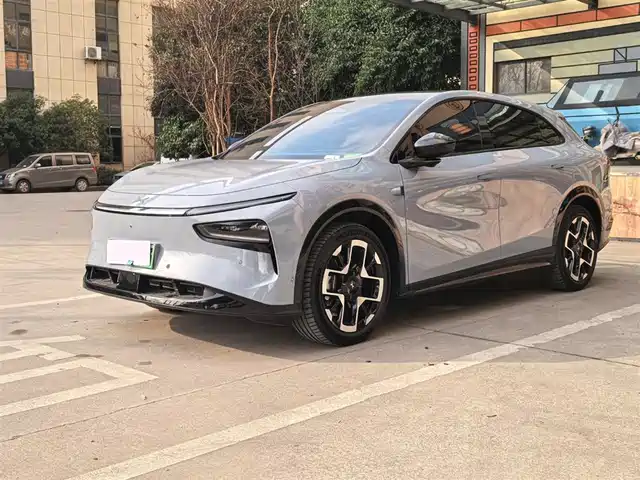 2025 Xpeng G7
