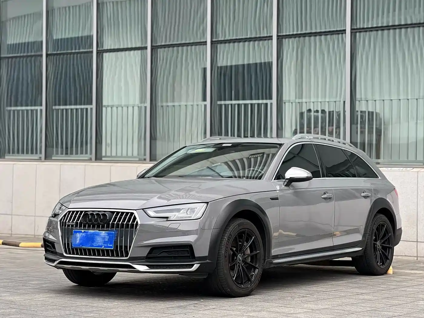 Audi A4 (Import)