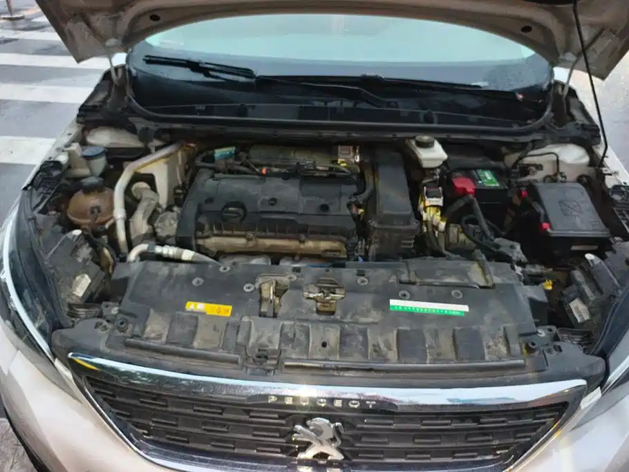 Peugeot 308 — миниатюра 10