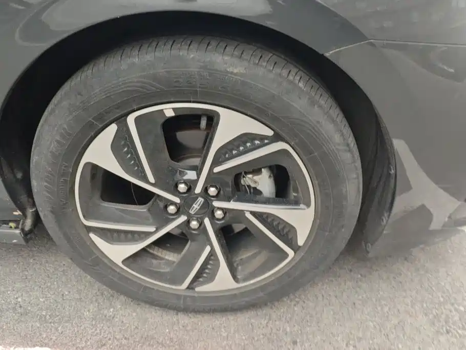 Lincoln Z — миниатюра 6
