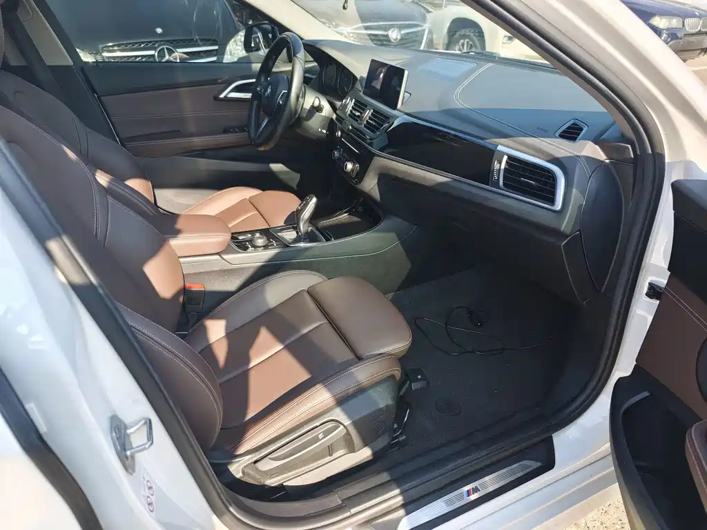 BMW 1 Series — миниатюра 10