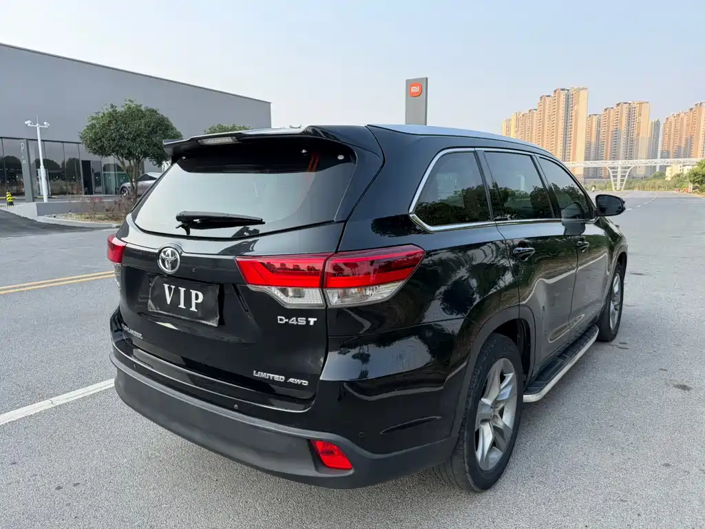 Toyota Highlander — миниатюра 6