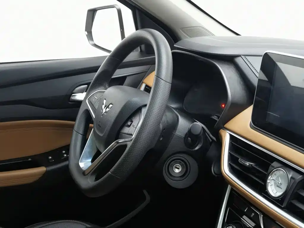 Wuling Hongguang S3 — миниатюра 22