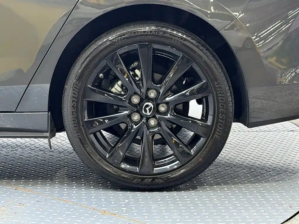 Mazda 3 Axela — миниатюра 10