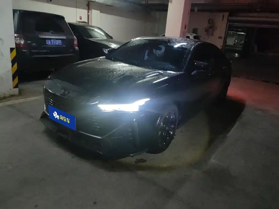 Changan UNI-V