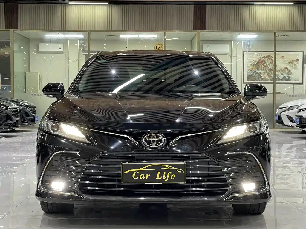 Toyota Camry — миниатюра 2