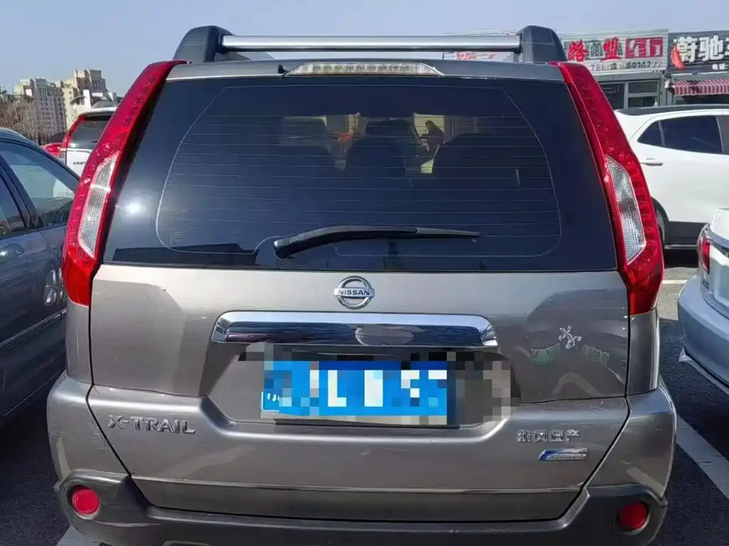 Nissan X-Trail — миниатюра 8