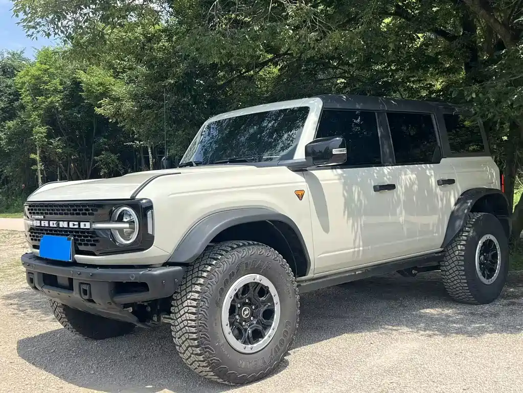 Ford Bronco 2025