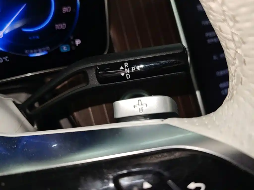 Mercedes-Benz EQE — миниатюра 14