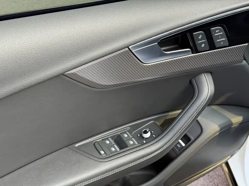 Audi A4L — миниатюра 13