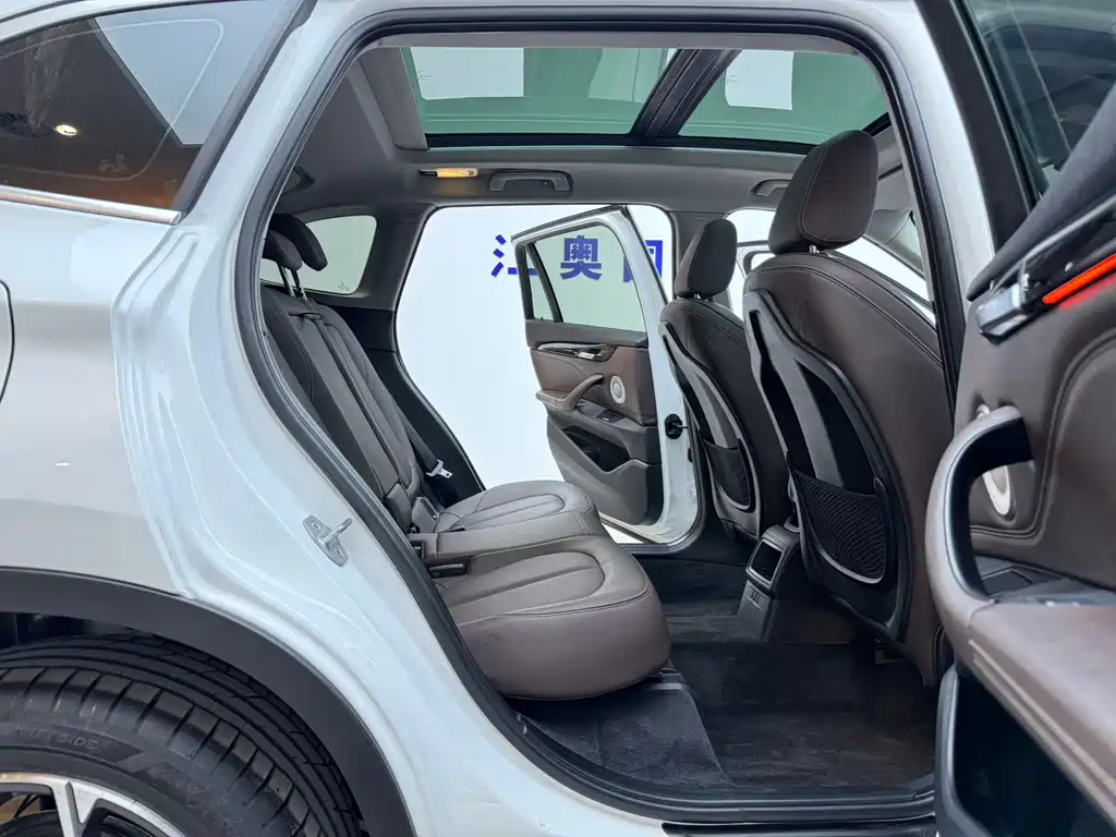 BMW X1 — миниатюра 16