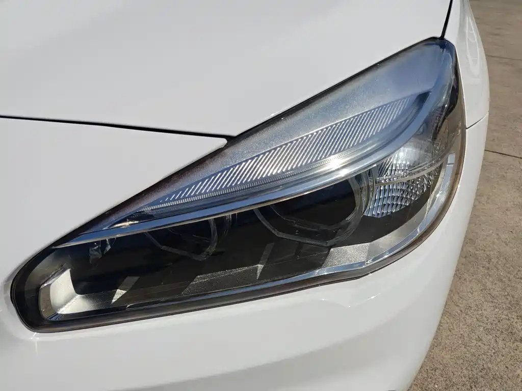 BMW 2 Series Active Tourer — миниатюра 4