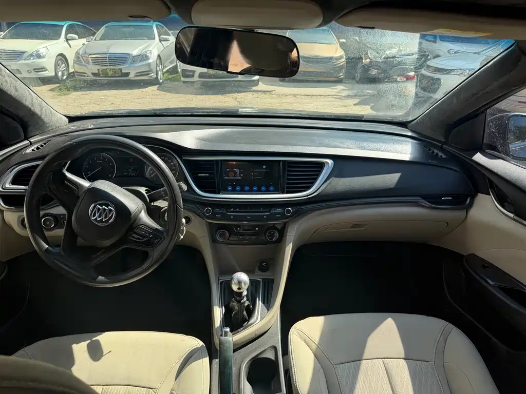 Buick Excelle — миниатюра 6
