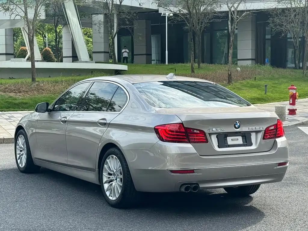 BMW 5 Series 5 2014 525Li Luxury