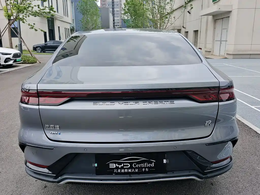 BYD Han 2024 DM-i 121KM Premium