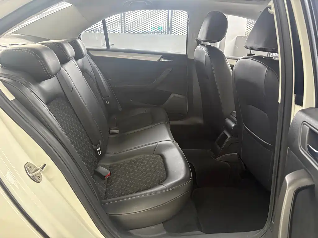 Skoda Rapid 2019 1.5L AT Comfort V