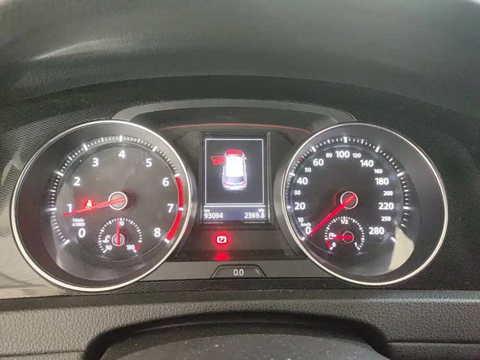 Volkswagen Golf GTI — миниатюра 4