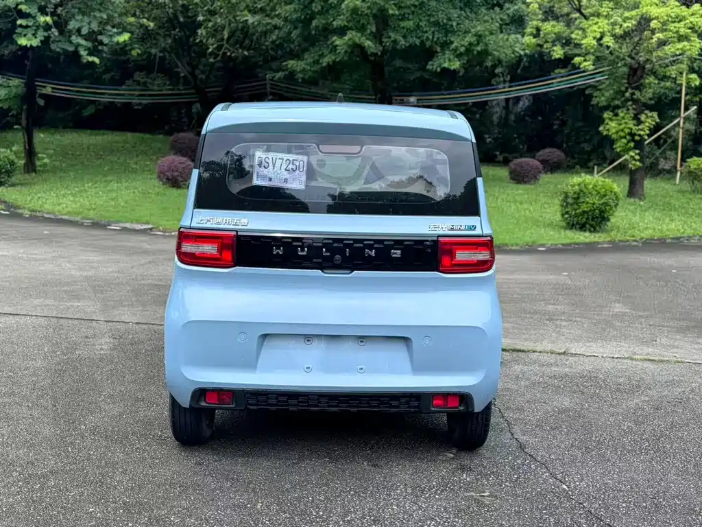 Wuling MINIEV — миниатюра 9