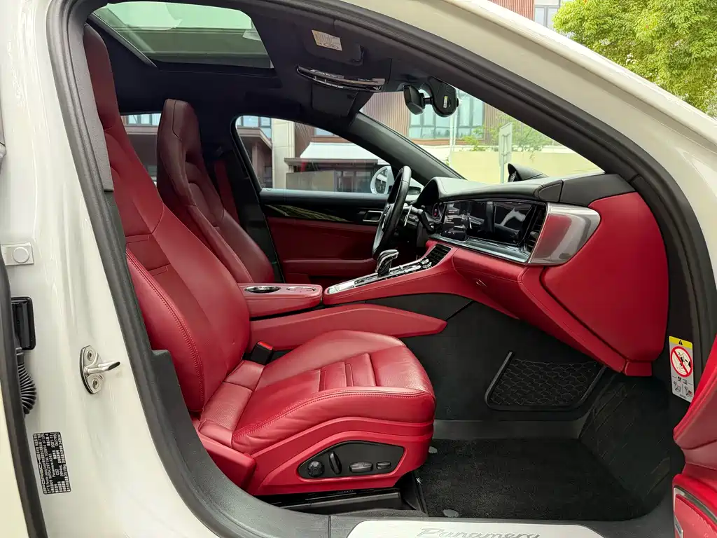 Porsche Panamera — миниатюра 10