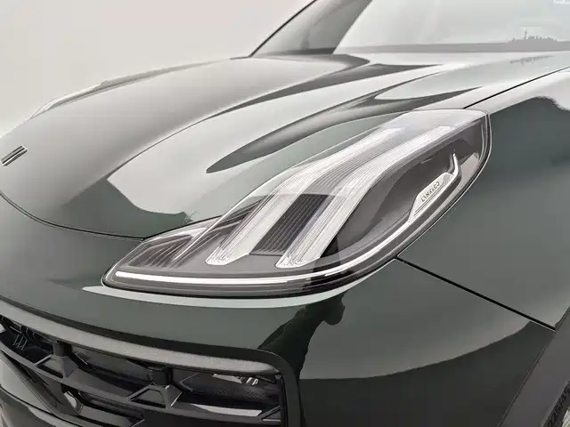 Lynk & Co 06 — миниатюра 16