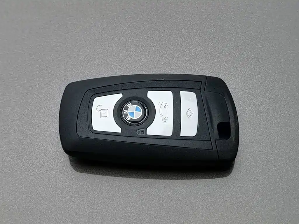 BMW 5 Series — миниатюра 19