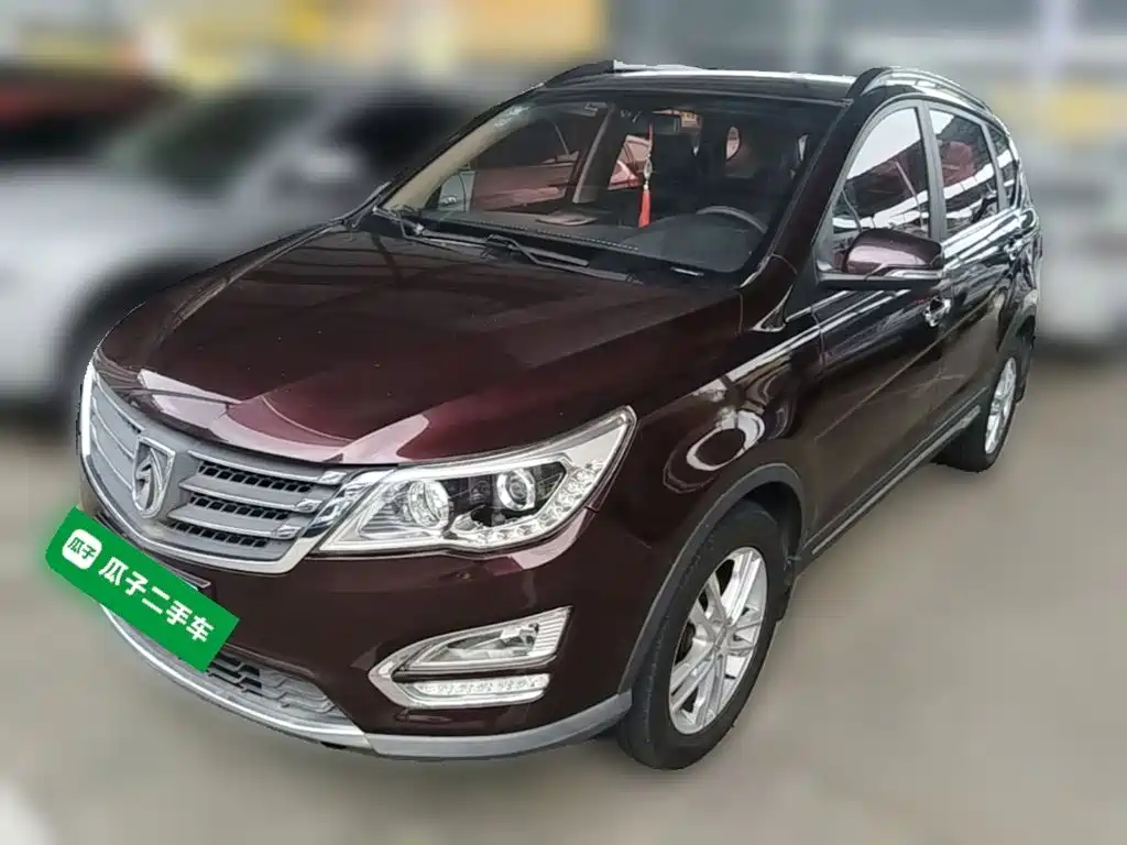 Baojun 560 2016 1.5T MT Elite