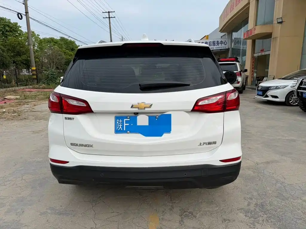 Chevrolet Equinox — миниатюра 5