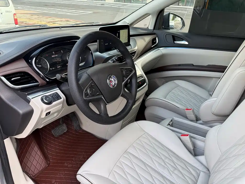 Buick GL8 — миниатюра 9