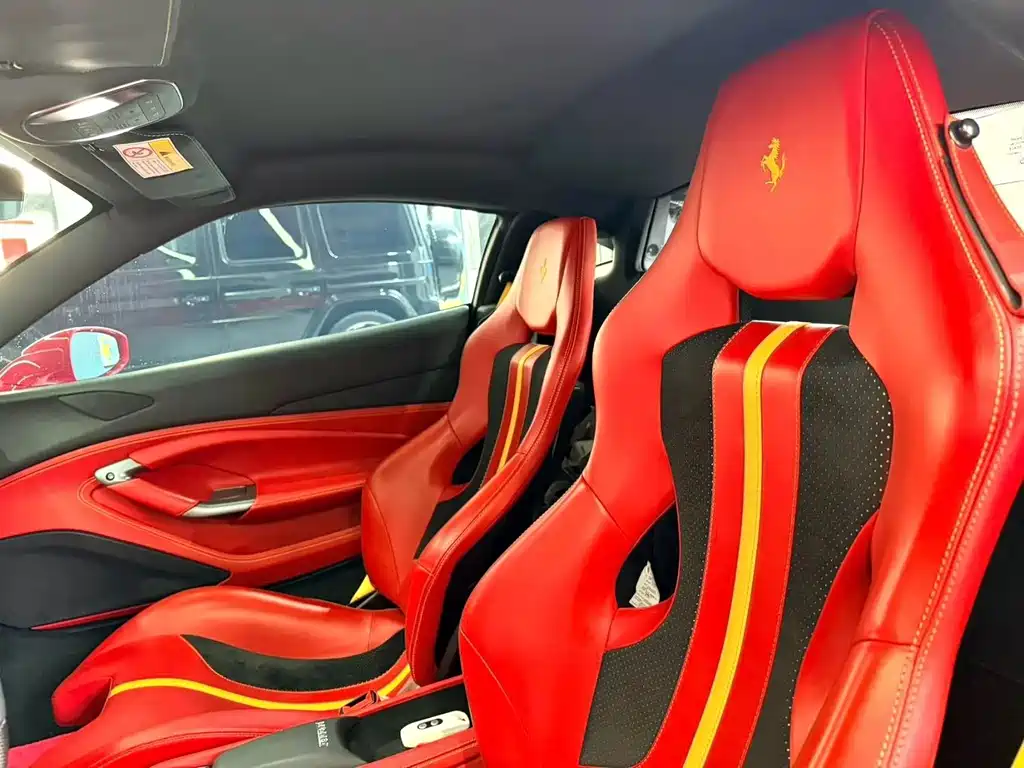 Ferrari F8 — миниатюра 5