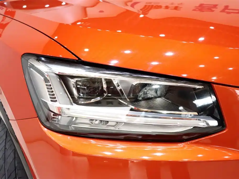 Audi Q2L 2018 35 TFSI Fashion VI