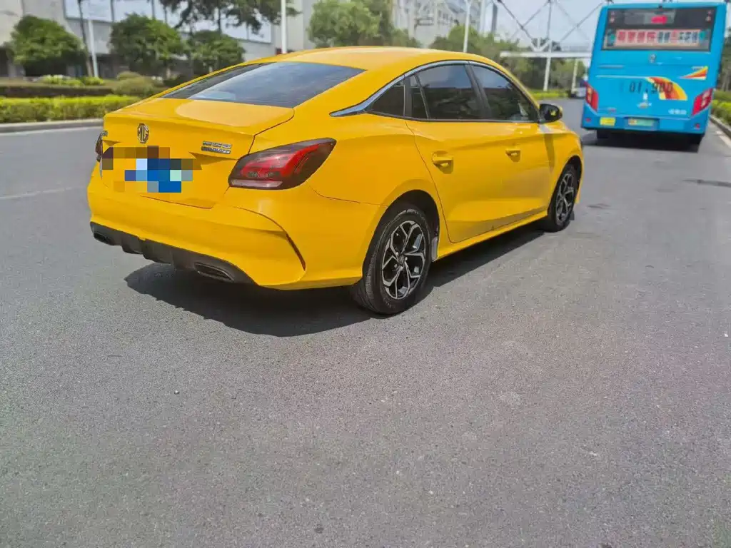 MG MG5 — миниатюра 9