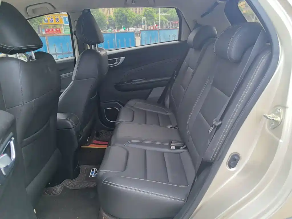 Geely Vision X3 — миниатюра 17