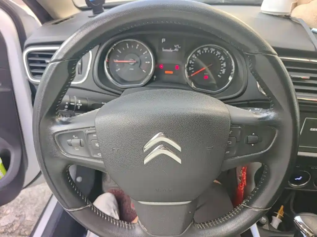 Citroen C3-XR — миниатюра 3