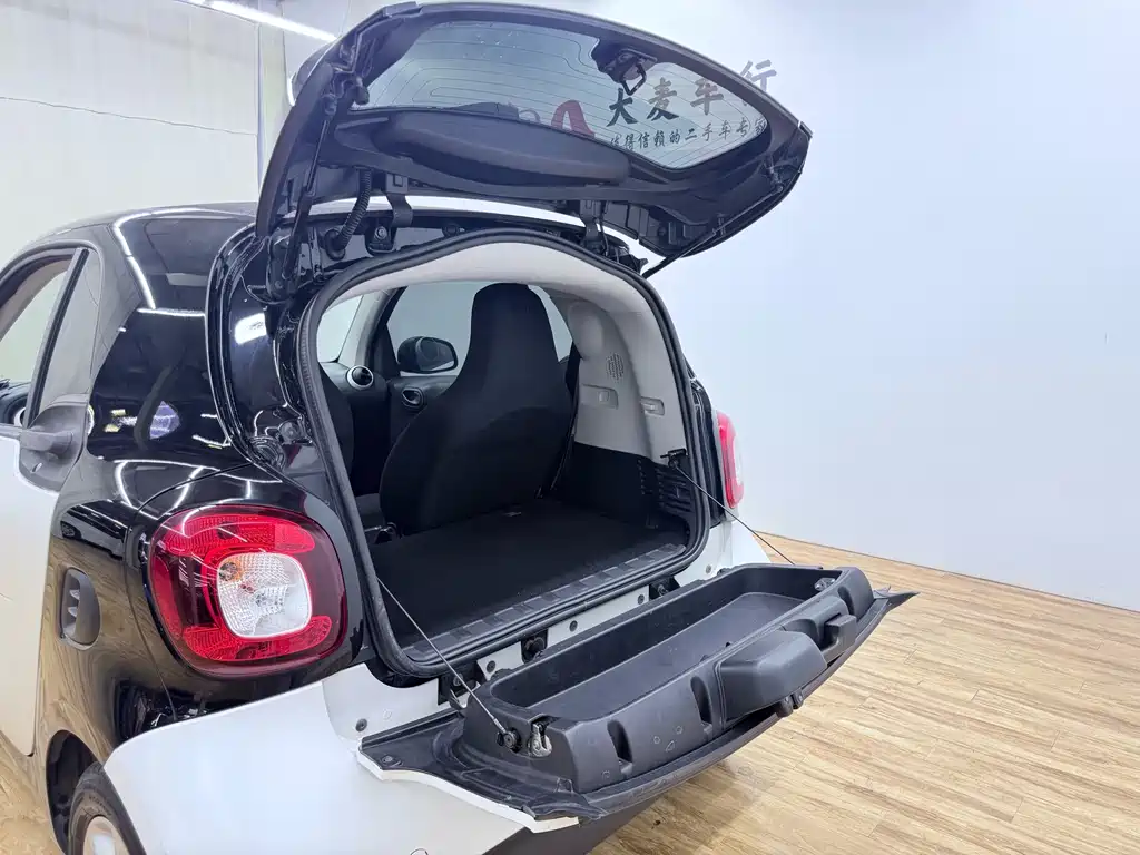 Smart fortwo 2018 1.0L 52 V