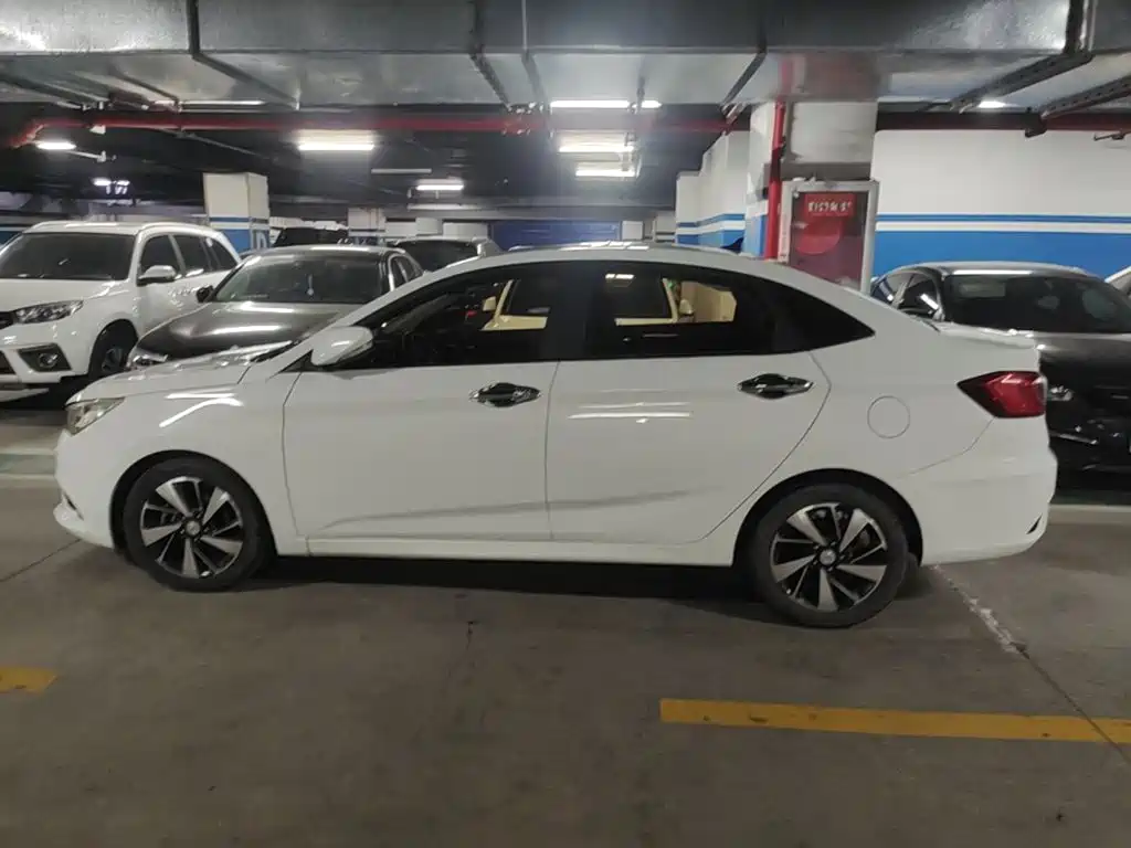 Changan Eado DT — миниатюра 25