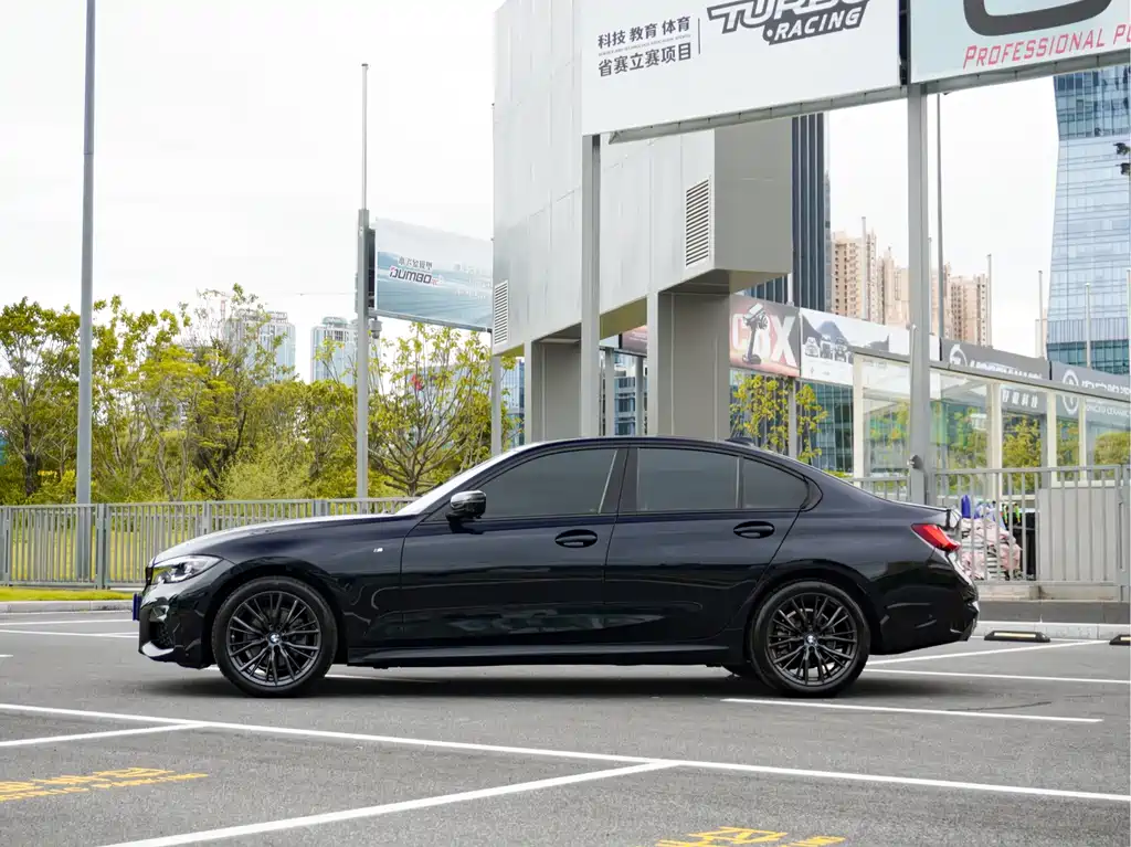 BMW 3 Series — миниатюра 5