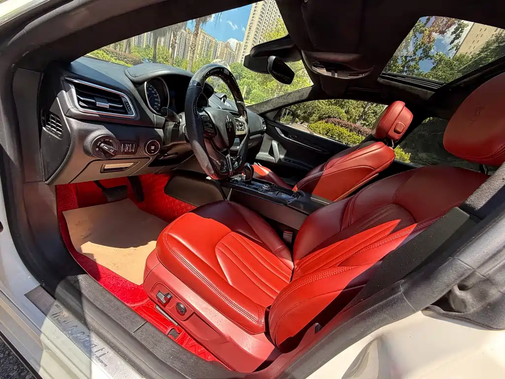 Maserati Ghibli — миниатюра 8