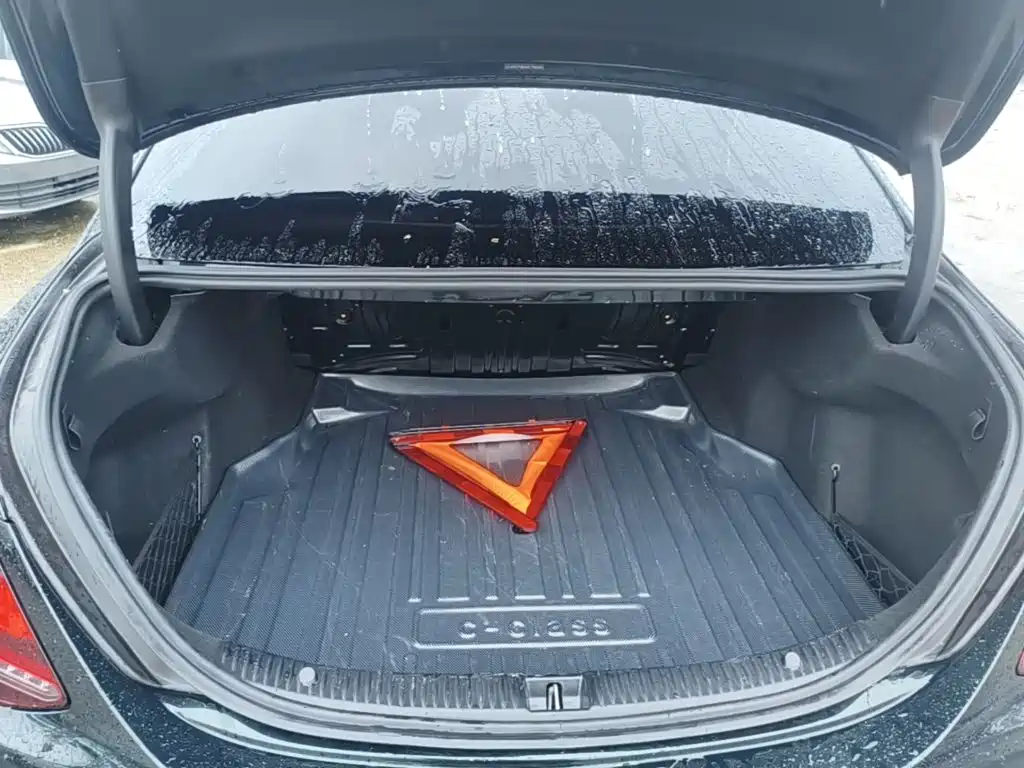 Mercedes-Benz C-Class — миниатюра 19