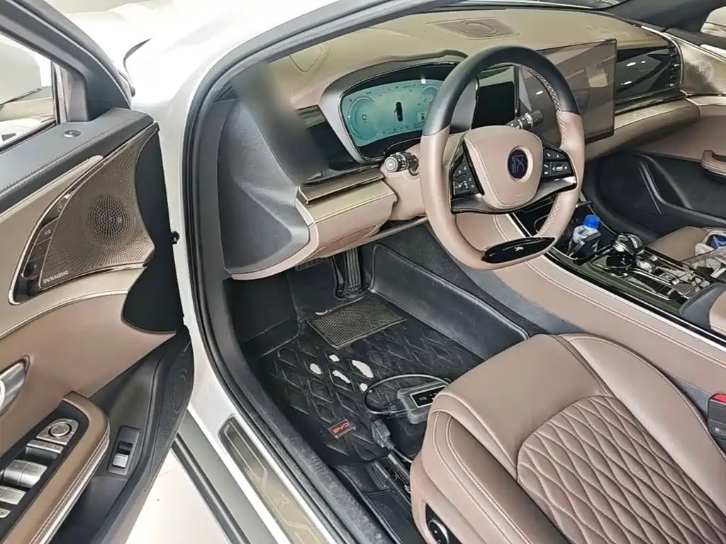BYD Han — миниатюра 16