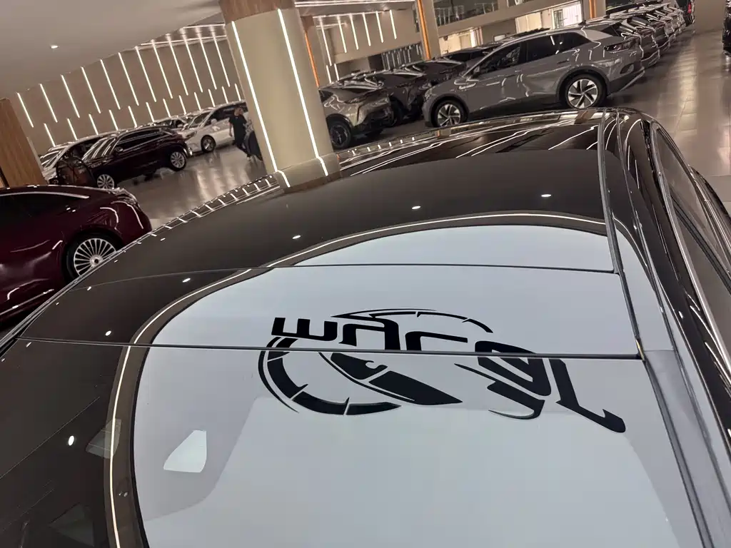 Mercedes-Benz E-Class — миниатюра 37