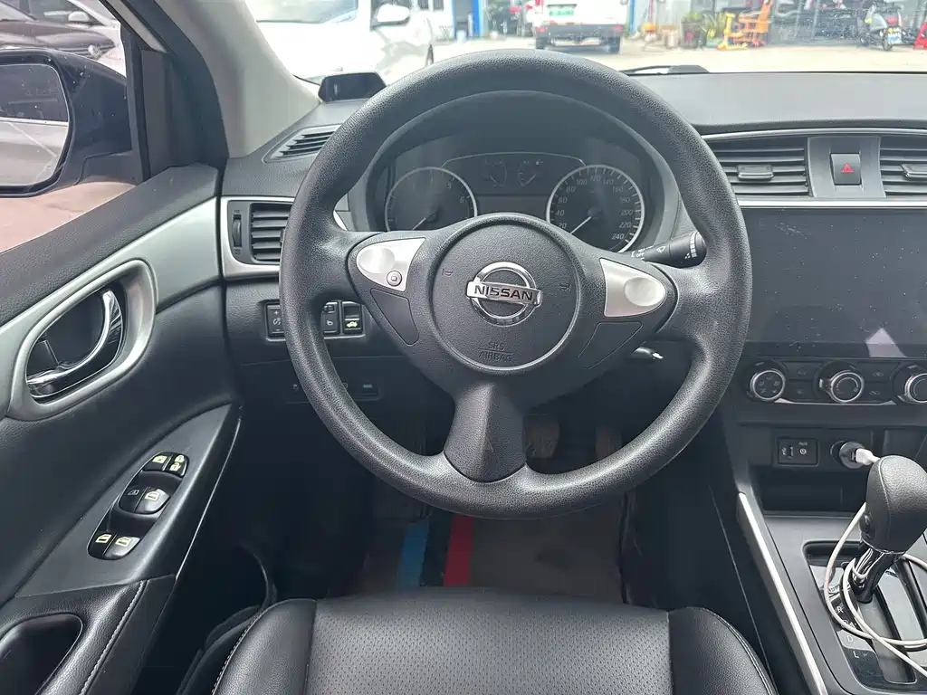 Nissan Sylphy — миниатюра 9