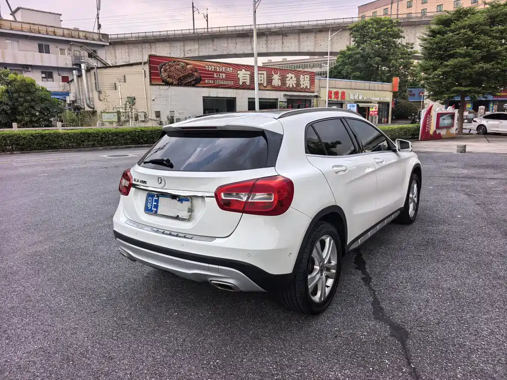 Mercedes-Benz GLA 2016 GLA 200