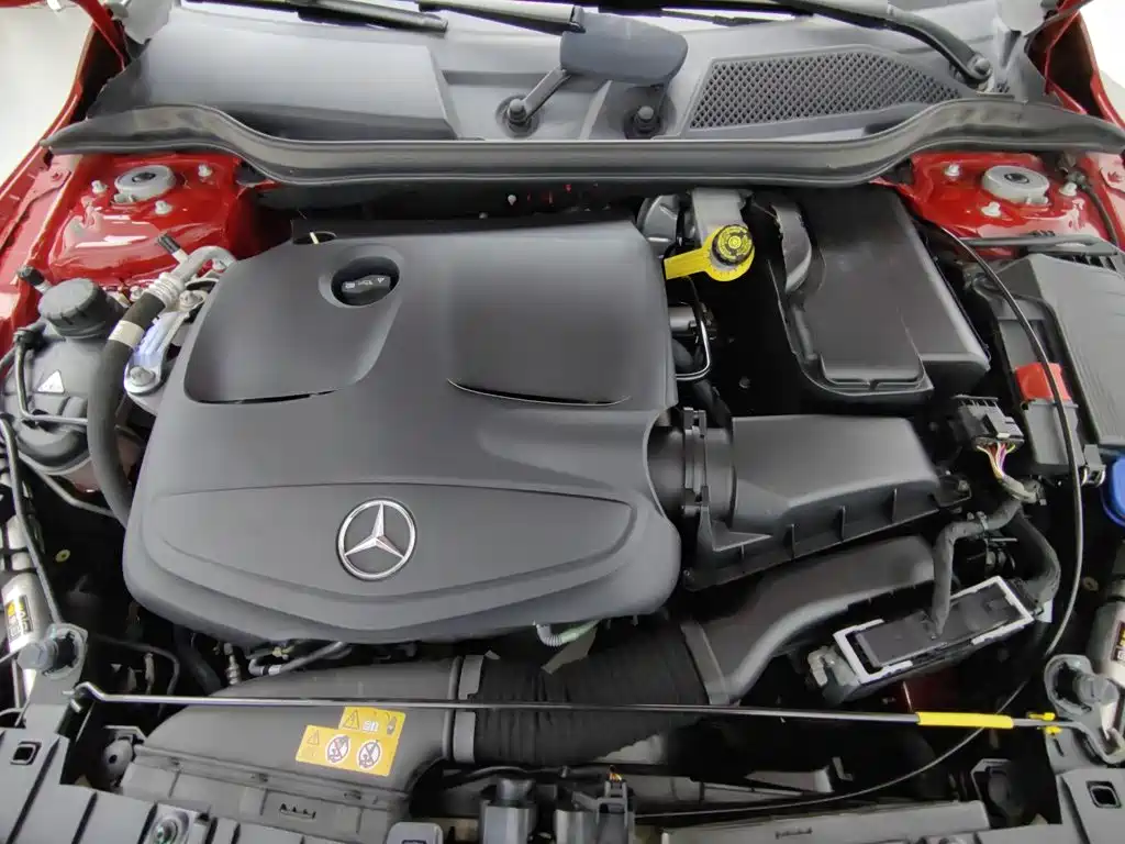 Mercedes-Benz GLA — миниатюра 6