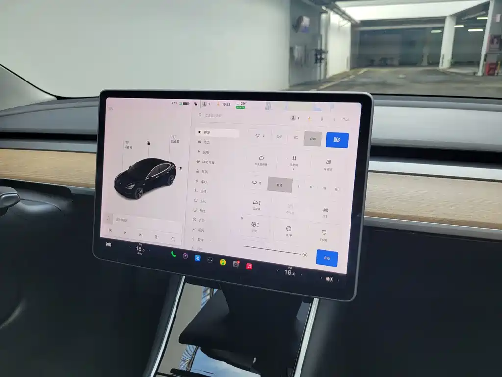 Tesla Model 3 — миниатюра 23